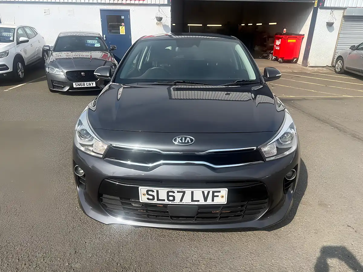 Used 2017 Kia Rio 2 Grey - Interior and Exterior details 6