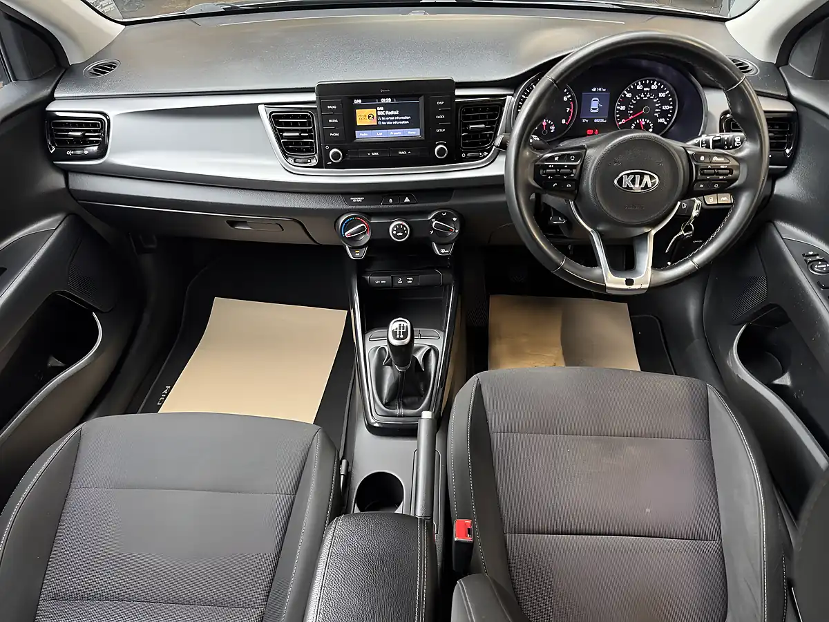 Used 2017 Kia Rio 2 Grey - Interior and Exterior details 13