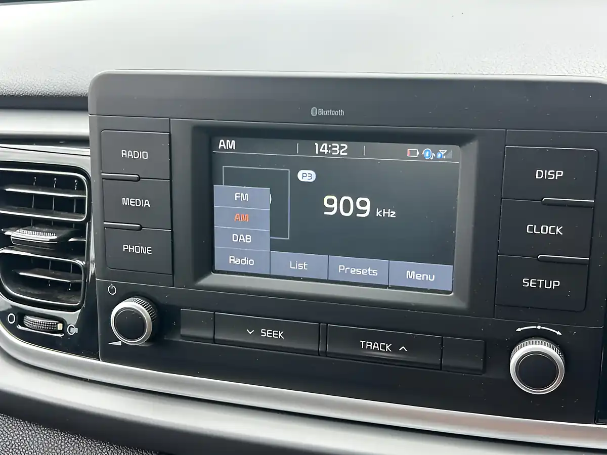 Used 2017 Kia Rio 2 Red - Interior and Exterior details 18