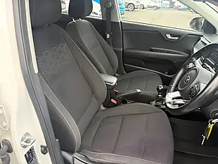 Used 2017 Kia Rio 2 White - Interior and Exterior details 11