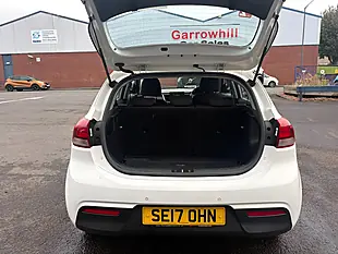 Used 2017 Kia Rio 2 White - Interior and Exterior details 7
