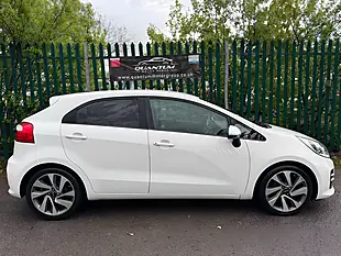 Used 2017 Kia Rio 3 White - Interior and Exterior details 5