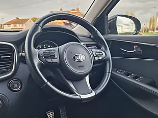 Used 2017 Kia Sorento KX-3 Black - Interior and Exterior details 20