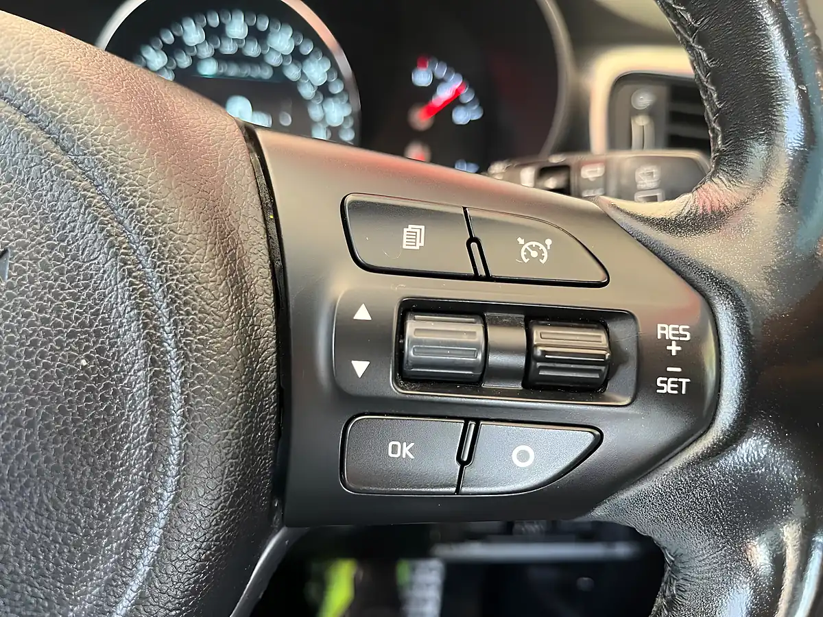 Used 2017 Kia Sorento KX-3 Grey - Interior and Exterior details 16