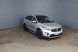 Used 2017 Kia Sorento KX-3 Silver - Interior and Exterior details 4