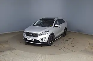 Used 2017 Kia Sorento KX-3 Silver - Interior and Exterior details 9
