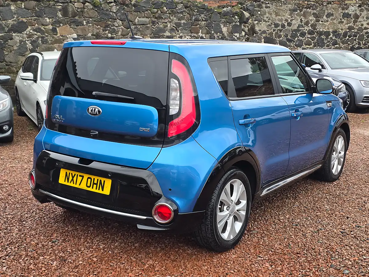 Used 2017 Kia Soul Urban Caribbean Blue Metallic - Interior and Exterior details 18