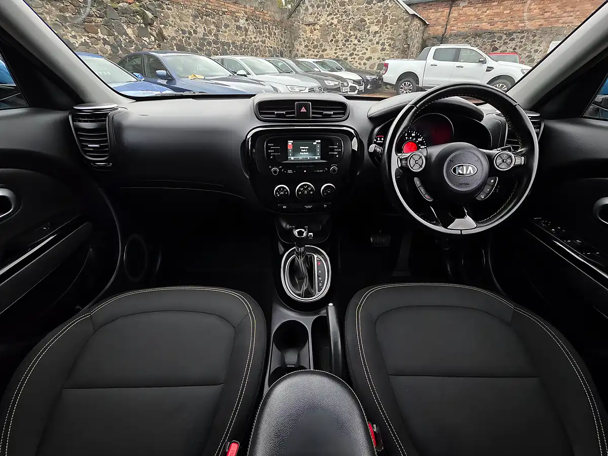 Used 2017 Kia Soul Urban Caribbean Blue Metallic - Interior and Exterior details 7