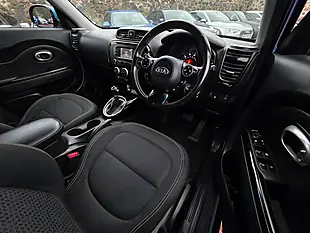 Used 2017 Kia Soul Urban Caribbean Blue Metallic - Interior and Exterior details 8