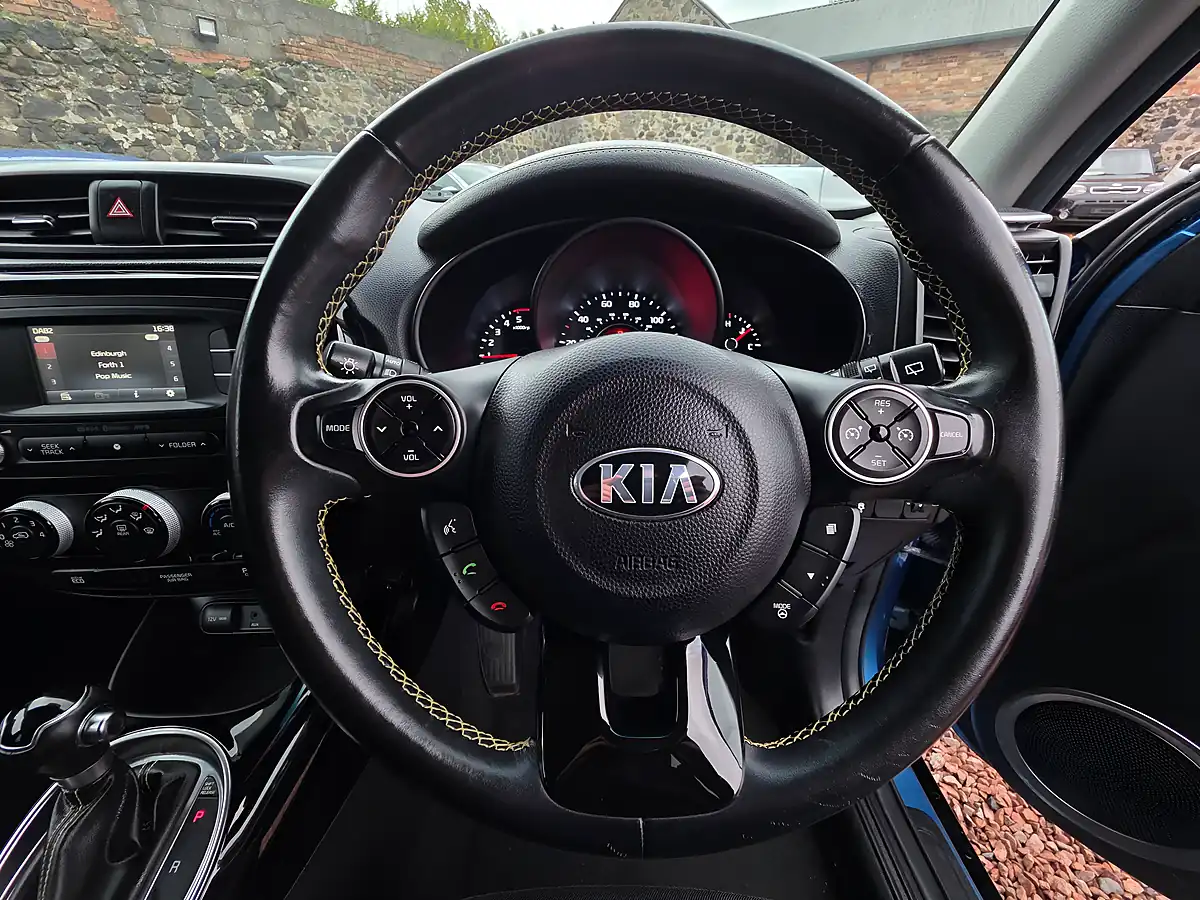 Used 2017 Kia Soul Urban Caribbean Blue Metallic - Interior and Exterior details 9