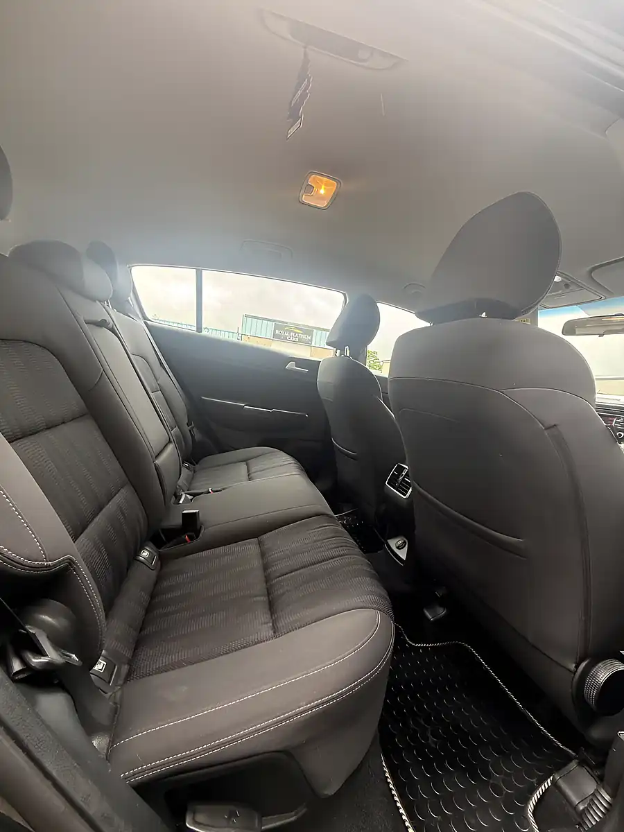 Used 2017 Kia Sportage 1 Black - Interior and Exterior details 8