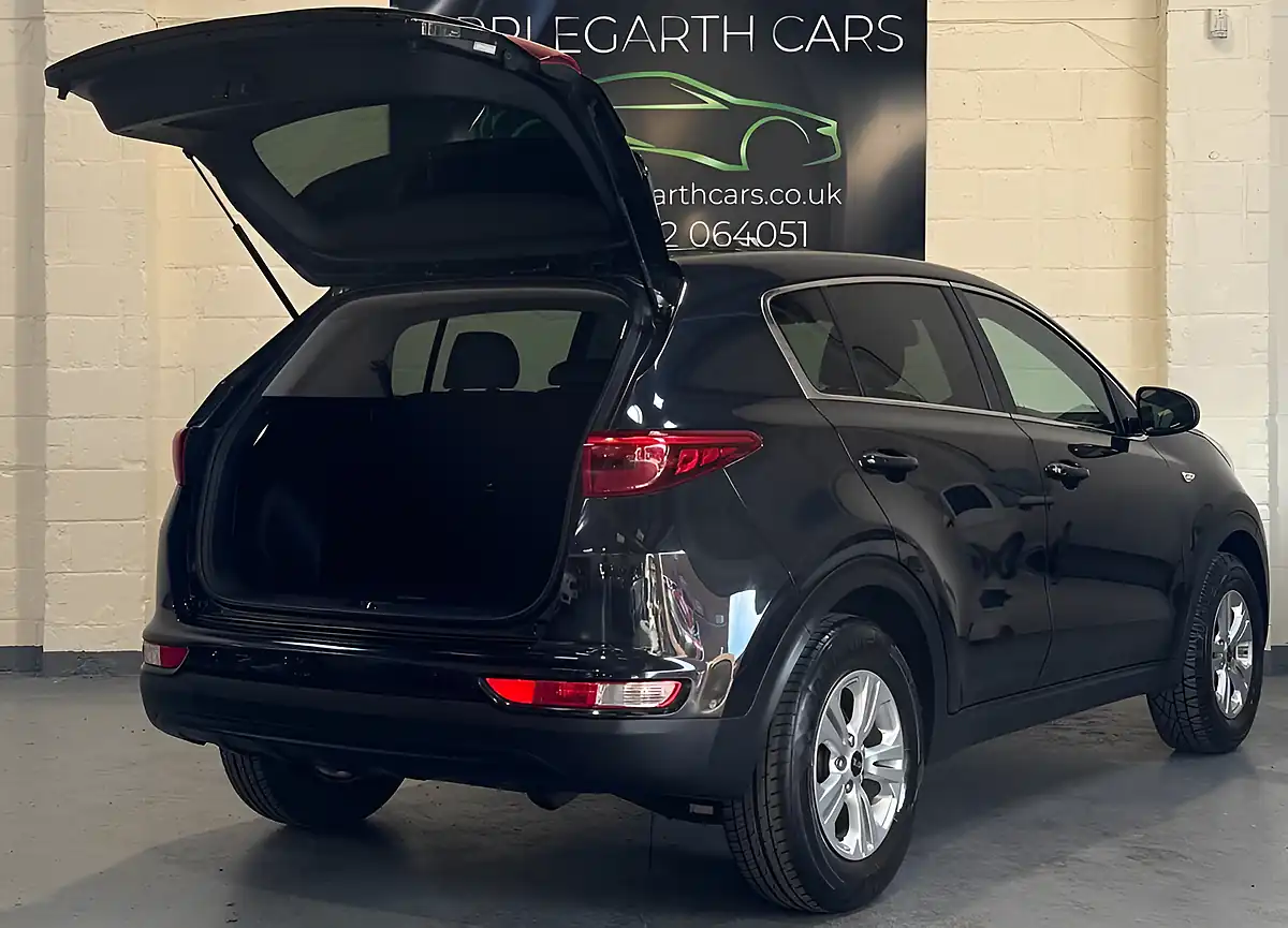 Used 2017 Kia Sportage 1 Black - Interior and Exterior details 4