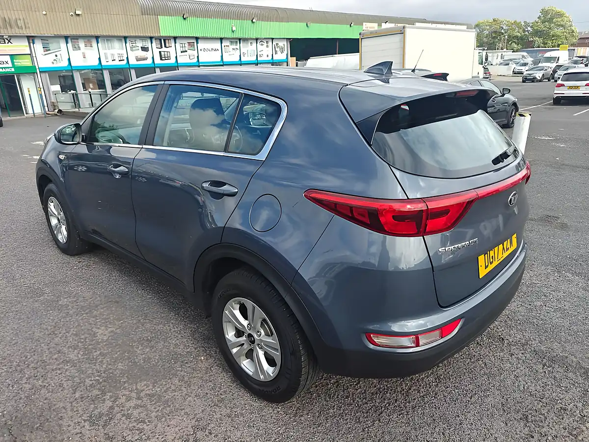 Used 2017 Kia Sportage 1 Blue - Interior and Exterior details 15