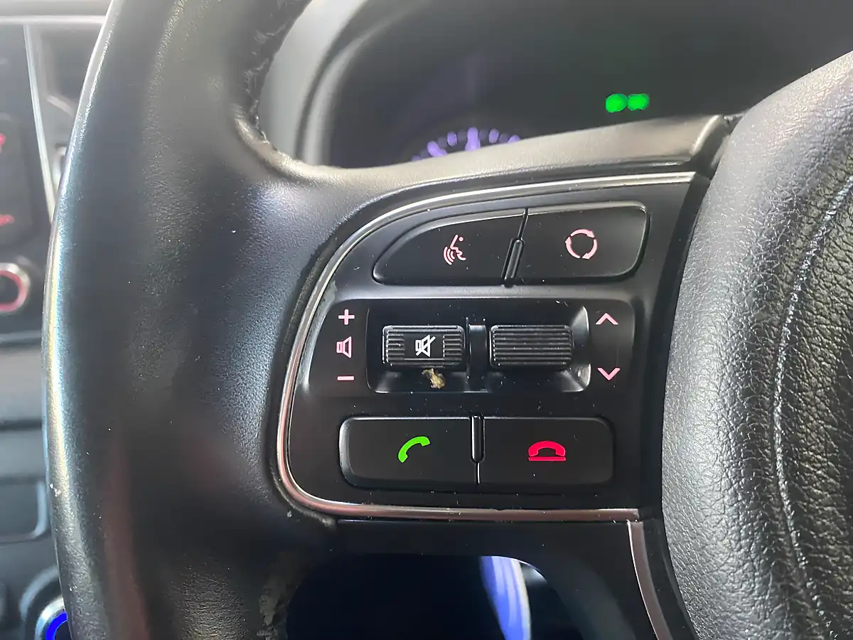Used 2017 Kia Sportage 1 Blue - Interior and Exterior details 11
