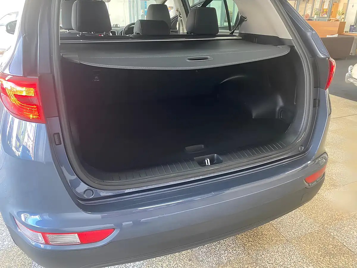 Used 2017 Kia Sportage 1 Blue - Interior and Exterior details 20
