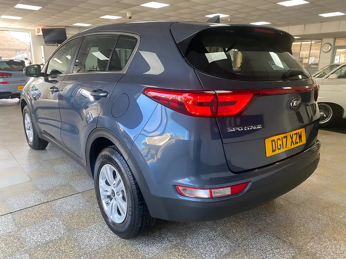 Used 2017 Kia Sportage 1 Blue - Interior and Exterior details 6
