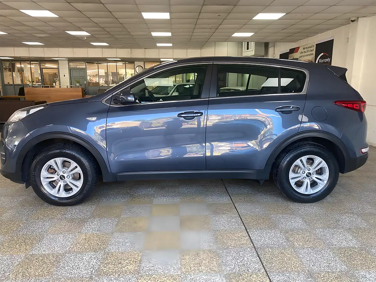 Used 2017 Kia Sportage 1 Blue - Interior and Exterior details 7