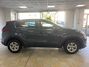 Used 2017 Kia Sportage 1 Blue - Interior and Exterior details 9