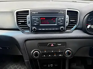Used 2017 Kia Sportage 1 White - Interior and Exterior details 12
