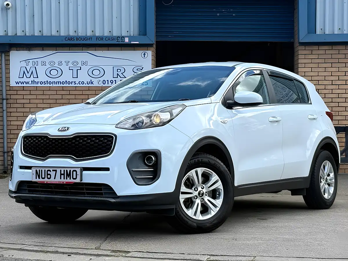 Used 2017 Kia Sportage 1 White - Interior and Exterior details 2