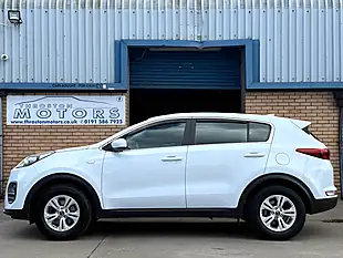 Used 2017 Kia Sportage 1 White - Interior and Exterior details 5