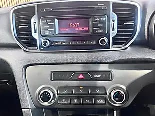 Used 2017 Kia Sportage 1 White - Interior and Exterior details 17