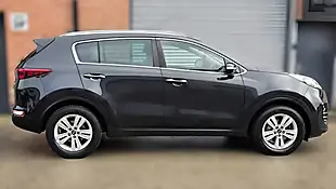 Used 2017 Kia Sportage 2 Black - Interior and Exterior details 7