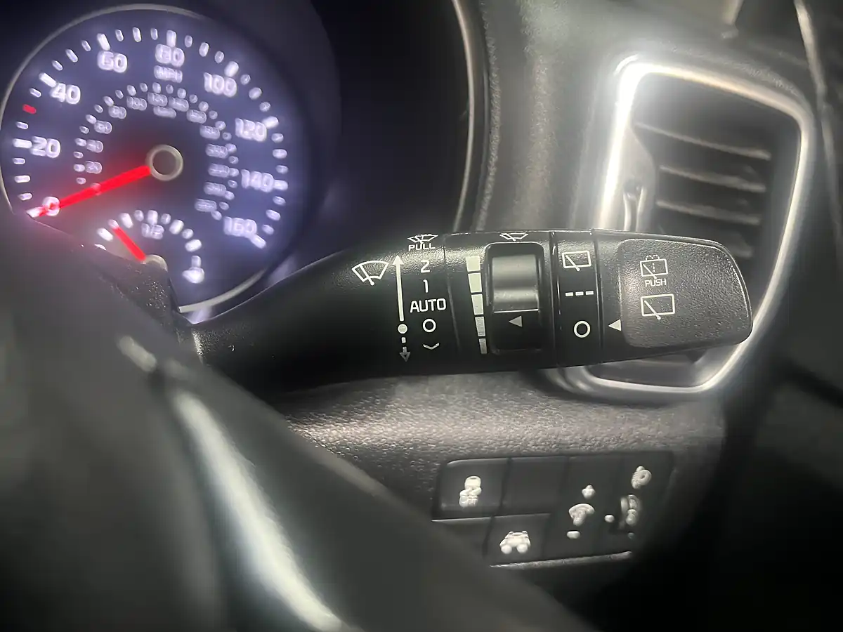 Used 2017 Kia Sportage 2 Black - Interior and Exterior details 18
