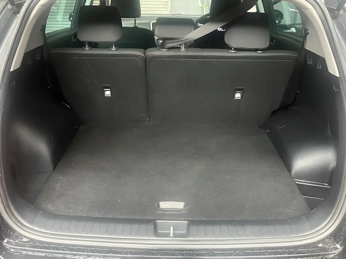 Used 2017 Kia Sportage 2 Black - Interior and Exterior details 20
