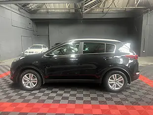 Used 2017 Kia Sportage 2 Black - Interior and Exterior details 4