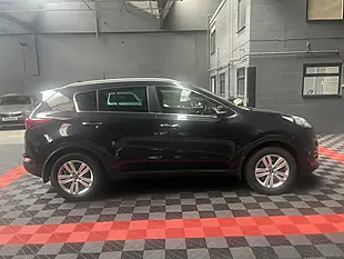 Used 2017 Kia Sportage 2 Black - Interior and Exterior details 5