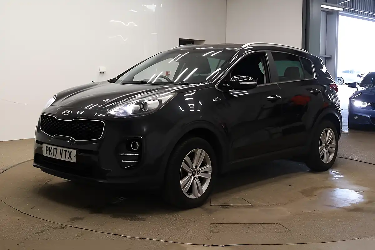 Used 2017 Kia Sportage 2 Black - Interior and Exterior details 2