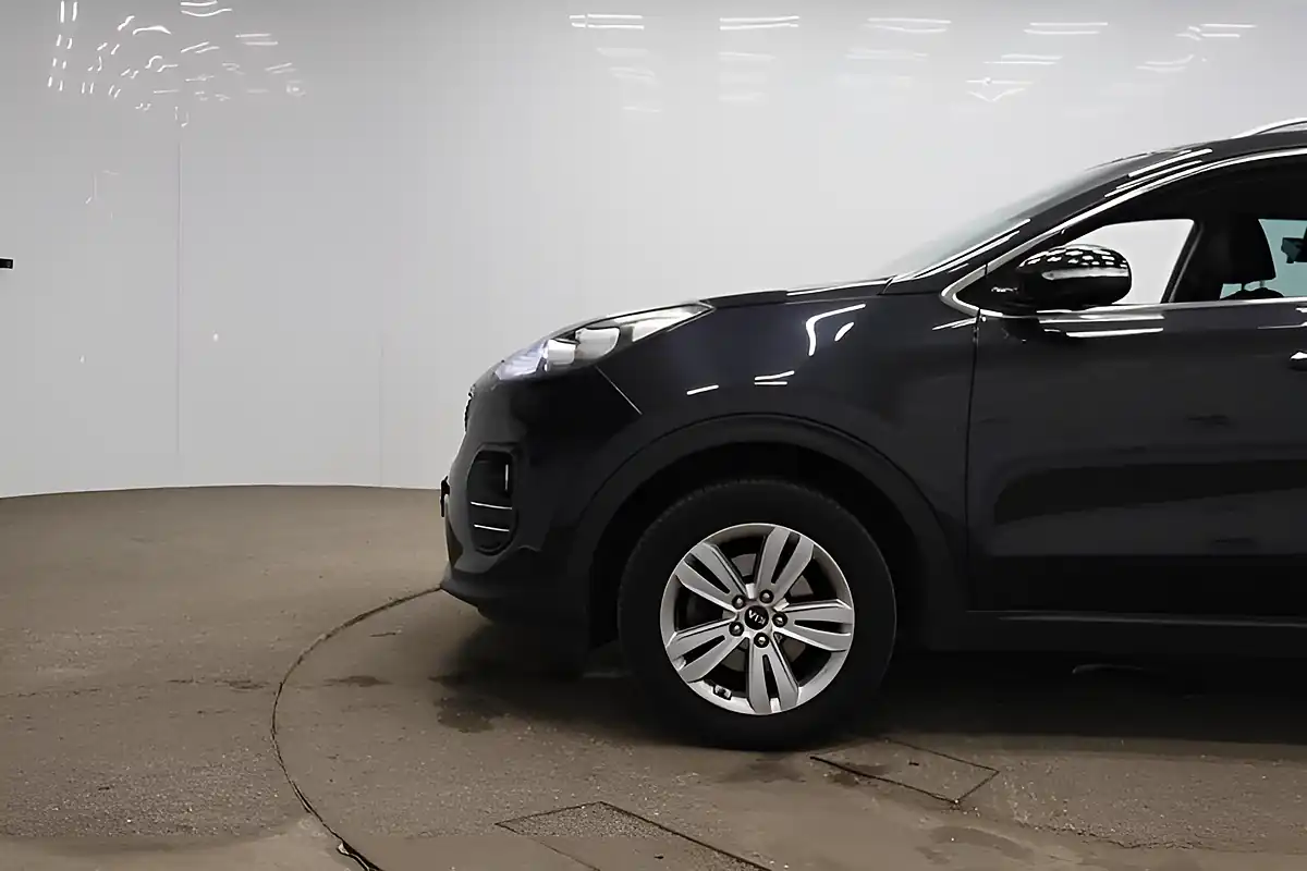 Used 2017 Kia Sportage 2 Black - Interior and Exterior details 6