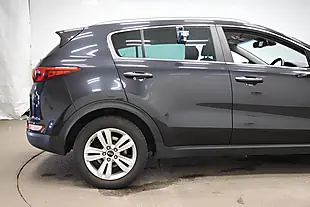 Used 2017 Kia Sportage 2 Black - Interior and Exterior details 7