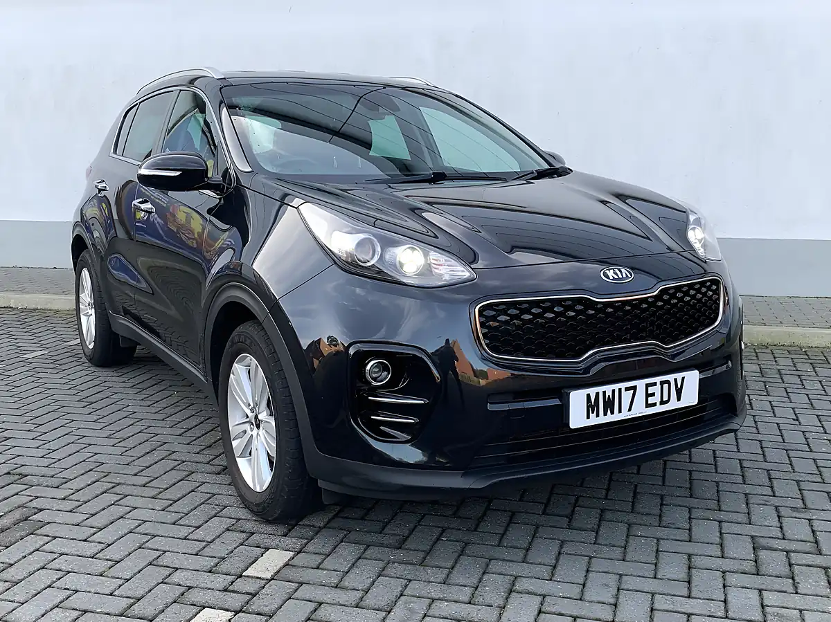 Used 2017 Kia Sportage 2 Black - Interior and Exterior details 6