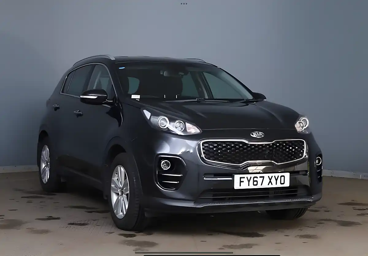 Used 2017 Kia Sportage 2 Black - Interior and Exterior details 12