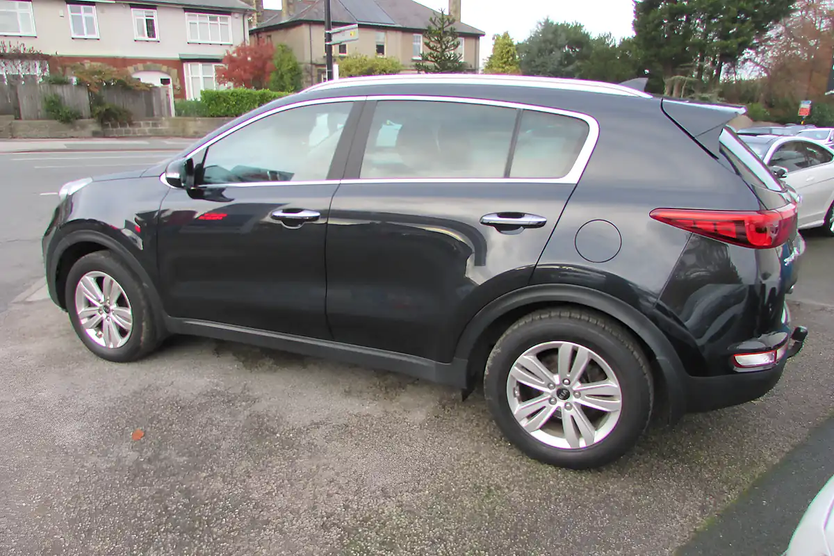 Used 2017 Kia Sportage 2 Black - Interior and Exterior details 3