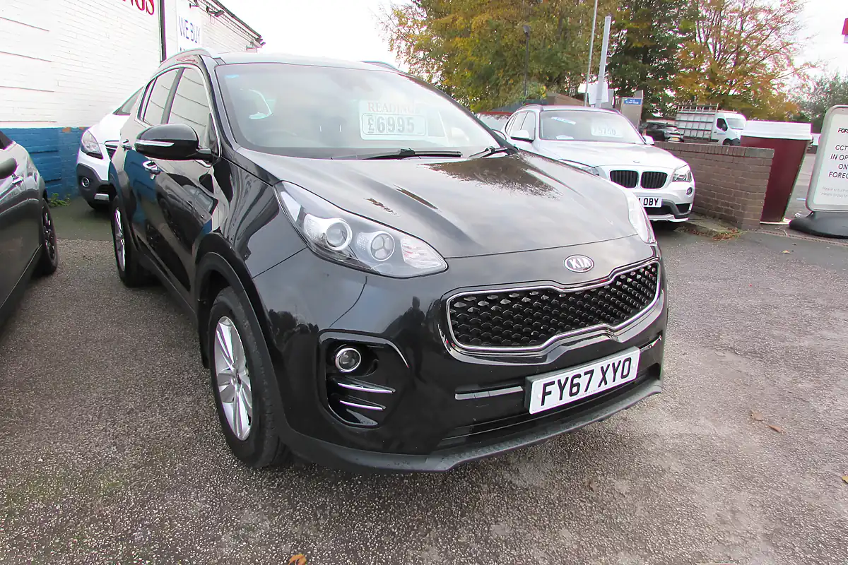 Used 2017 Kia Sportage 2 Black - Interior and Exterior details 6