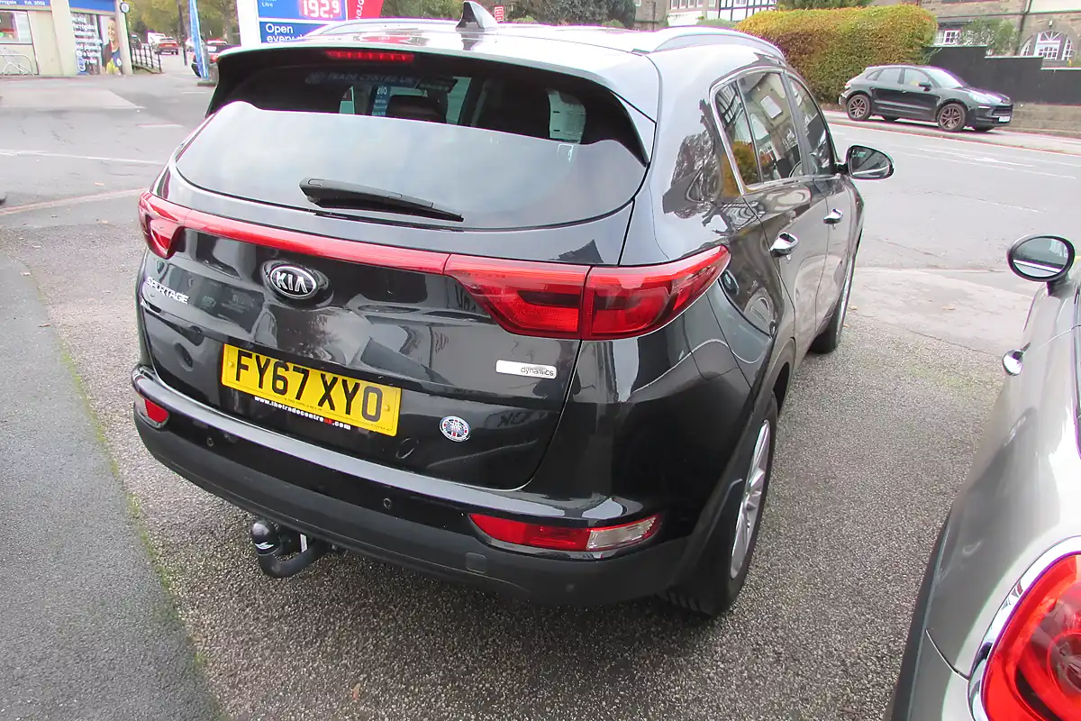 Used 2017 Kia Sportage 2 Black - Interior and Exterior details 8