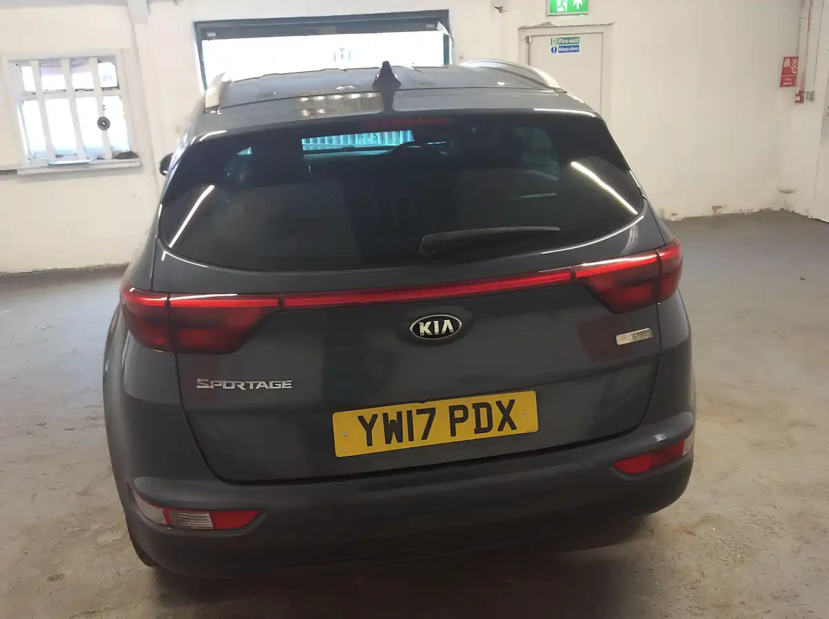 Used 2017 Kia Sportage 2 Blue - Interior and Exterior details 5