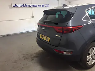 Used 2017 Kia Sportage 2 Blue - Interior and Exterior details 9