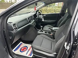 Used 2017 Kia Sportage 2 Grey - Interior and Exterior details 10