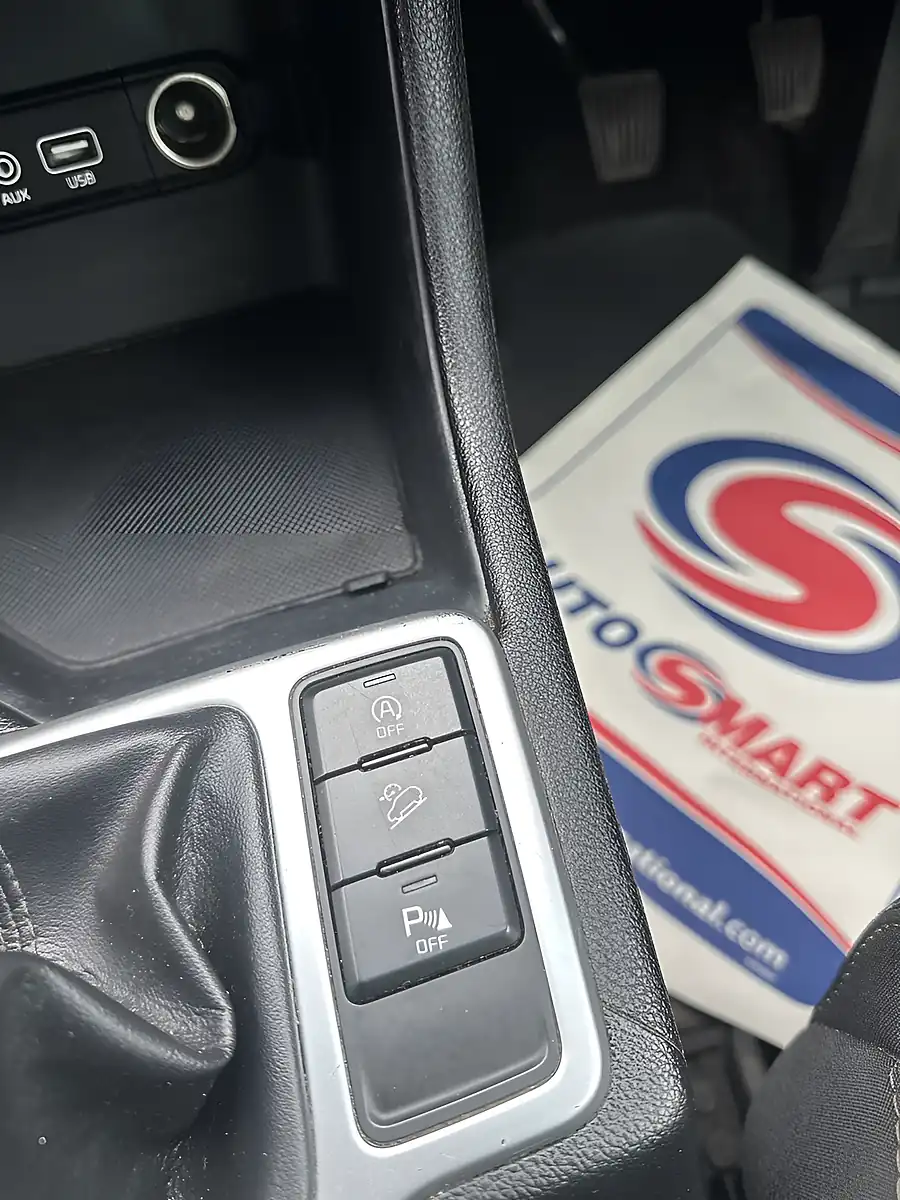 Used 2017 Kia Sportage 2 Grey - Interior and Exterior details 14