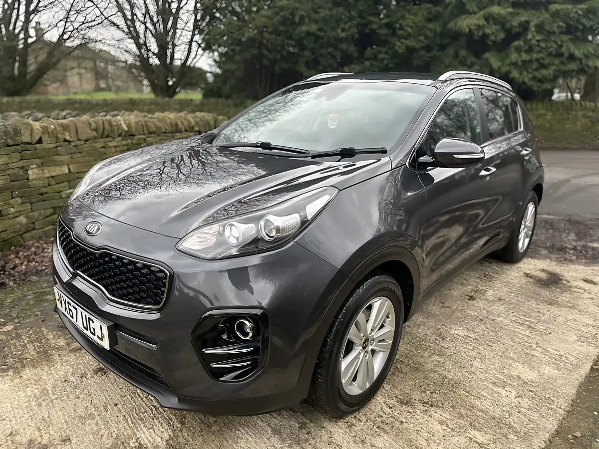 Used 2017 Kia Sportage 2 Grey - Interior and Exterior details 19
