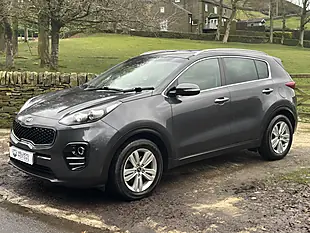 Used 2017 Kia Sportage 2 Grey - Interior and Exterior details 4
