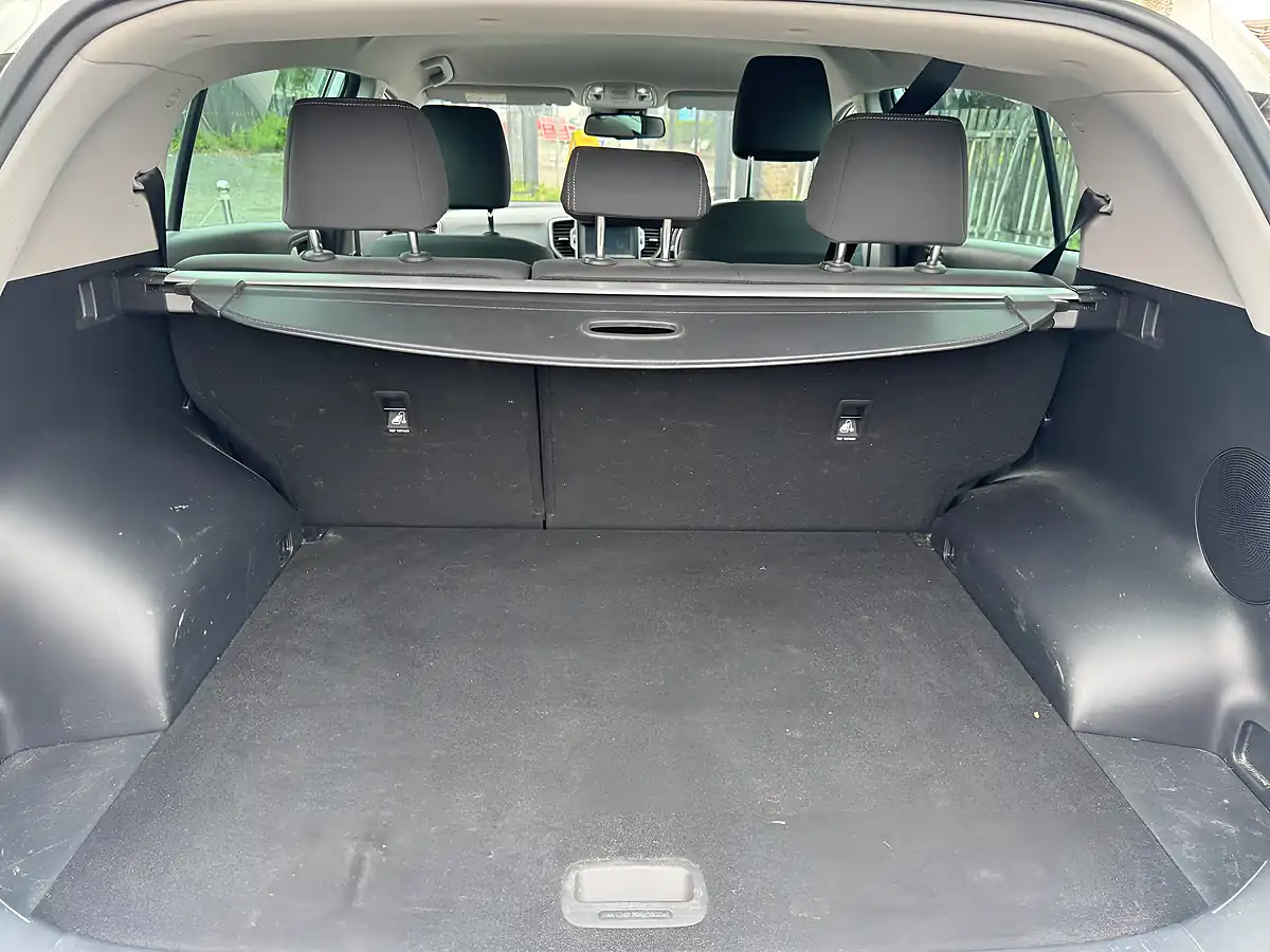 Used 2017 Kia Sportage 2 - Interior and Exterior details 18