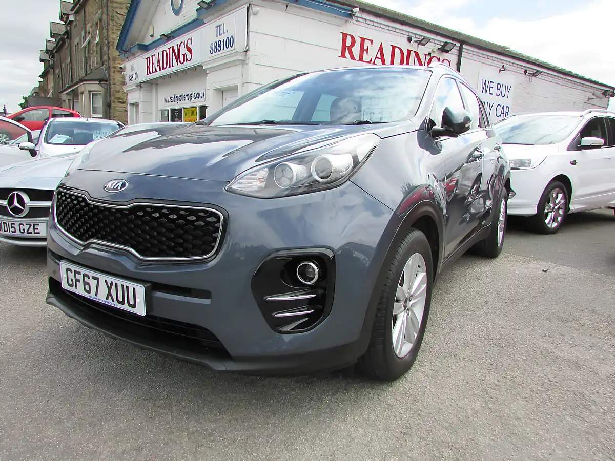 Used 2017 Kia Sportage 2 Isg Blue - Interior and Exterior details 20