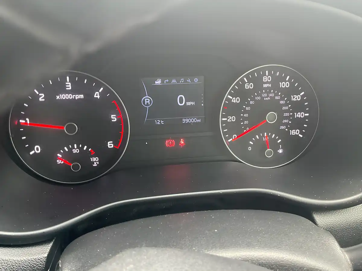 Used 2017 Kia Sportage 2 Isg Blue - Interior and Exterior details 5