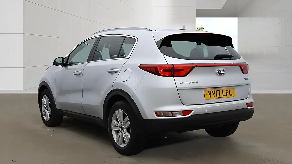 Used 2017 Kia Sportage 2 Silver - Interior and Exterior details 3
