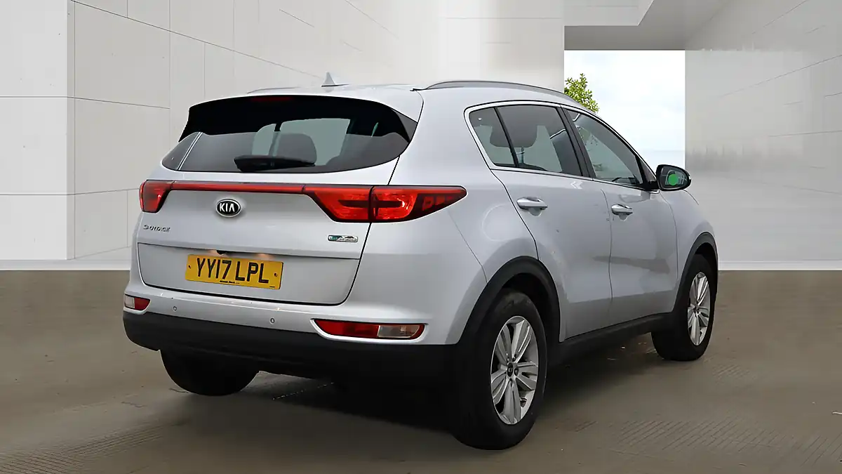 Used 2017 Kia Sportage 2 Silver - Interior and Exterior details 4